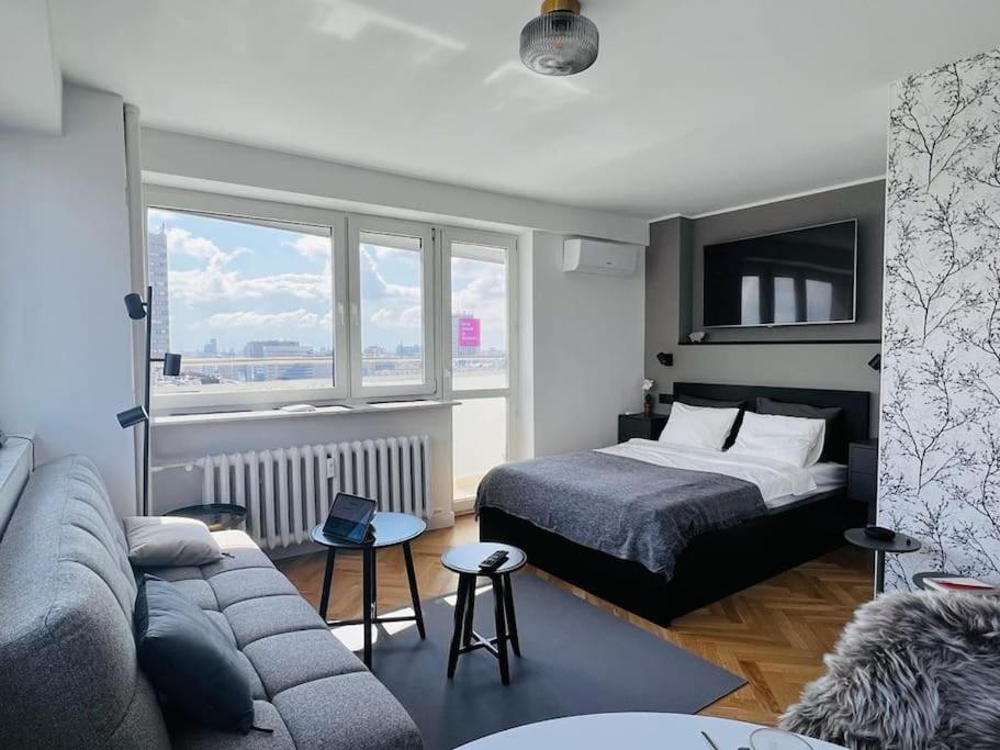Panorama At Sky Apartment